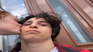 فيلم الوحش التونسي مع الانجليزية ايلا هيوز