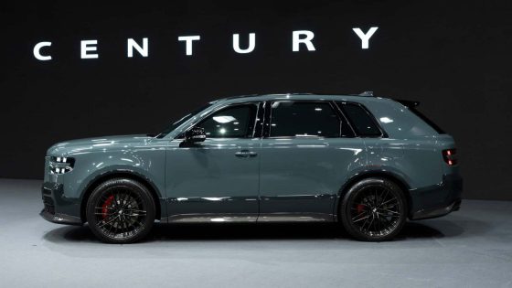 سعر سيارة تويوتا سنشري 2025 في السعودية