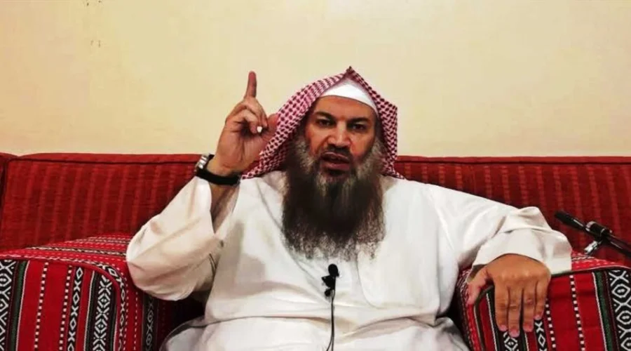 فصل الشيخ سالم الطويل من إمامة الكويت