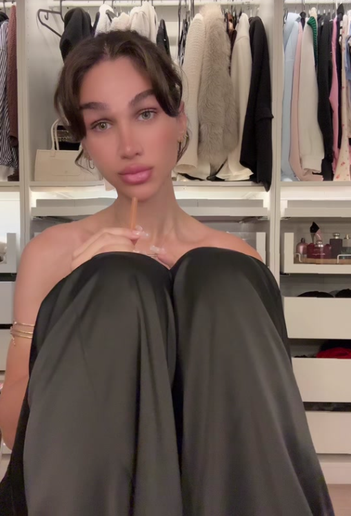 مقطع اية خلف مع اخوها