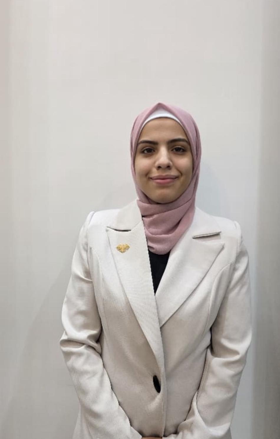 أهداف مؤمنة عربو في البرلمان السوري