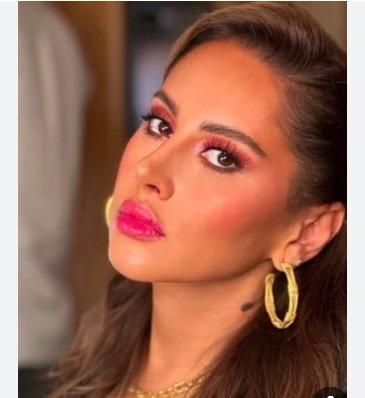 عمر فيفيان الفقي الإعلامية المصرية