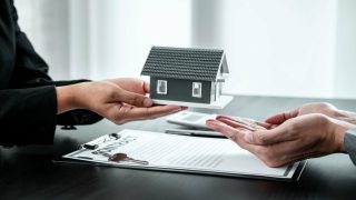 متى موعد إعلان نتائج أهلية المستحقين لشراء أراضٍ سكنية في التوازن العقاري 2025 في السعودية؟