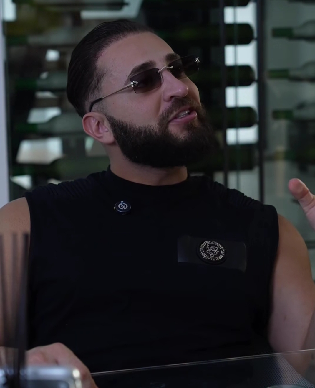 مقطع انطونيو سليمان مع المغربية المحجبة